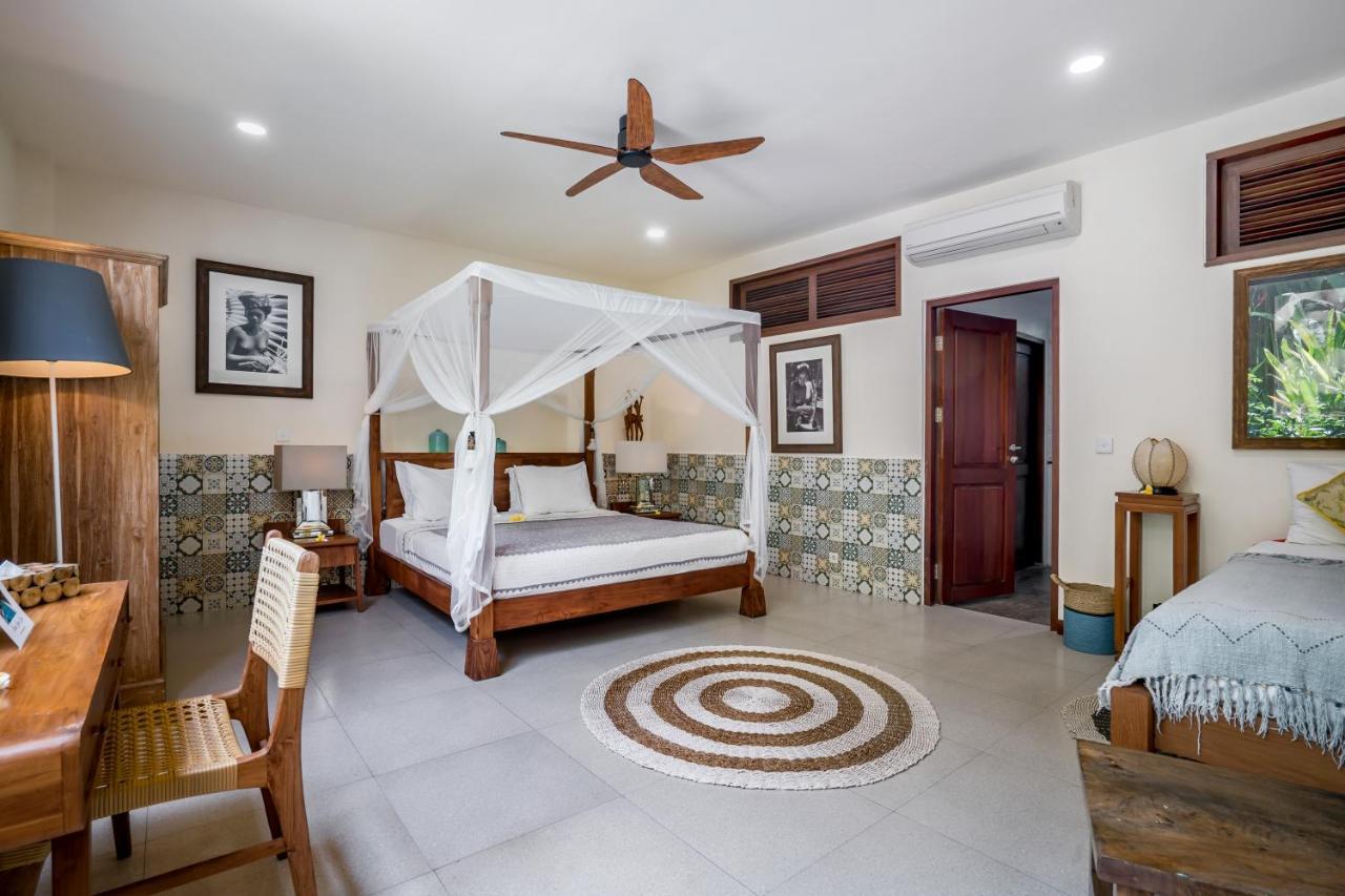 Lautan Kupu - Kupu Villas Kuta Lombok Exterior foto